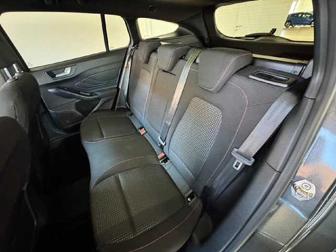 Ford Focus ST-Line X